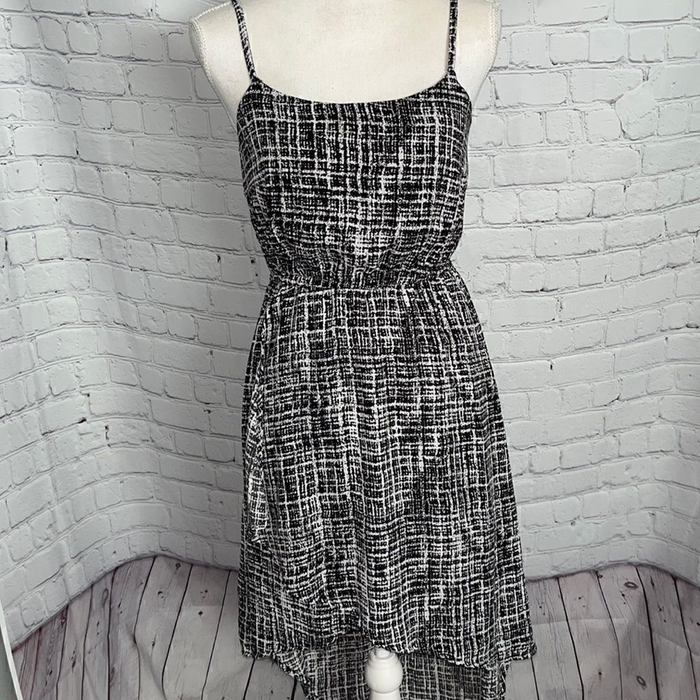 Forever 21 - Black White Hi-Low Dress - S